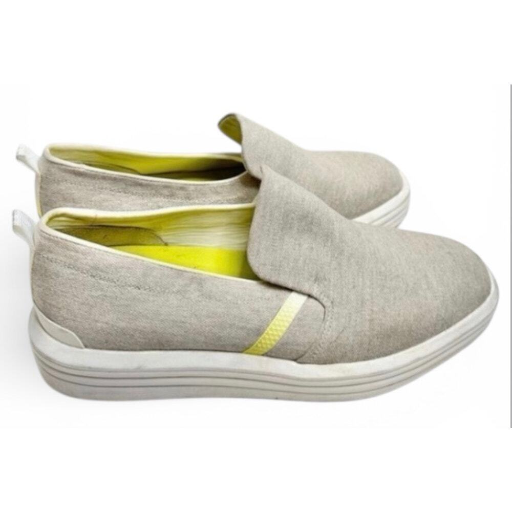 Franco Sarto Sneaker Size 7 Gray White Canvas‎ Slip On Style